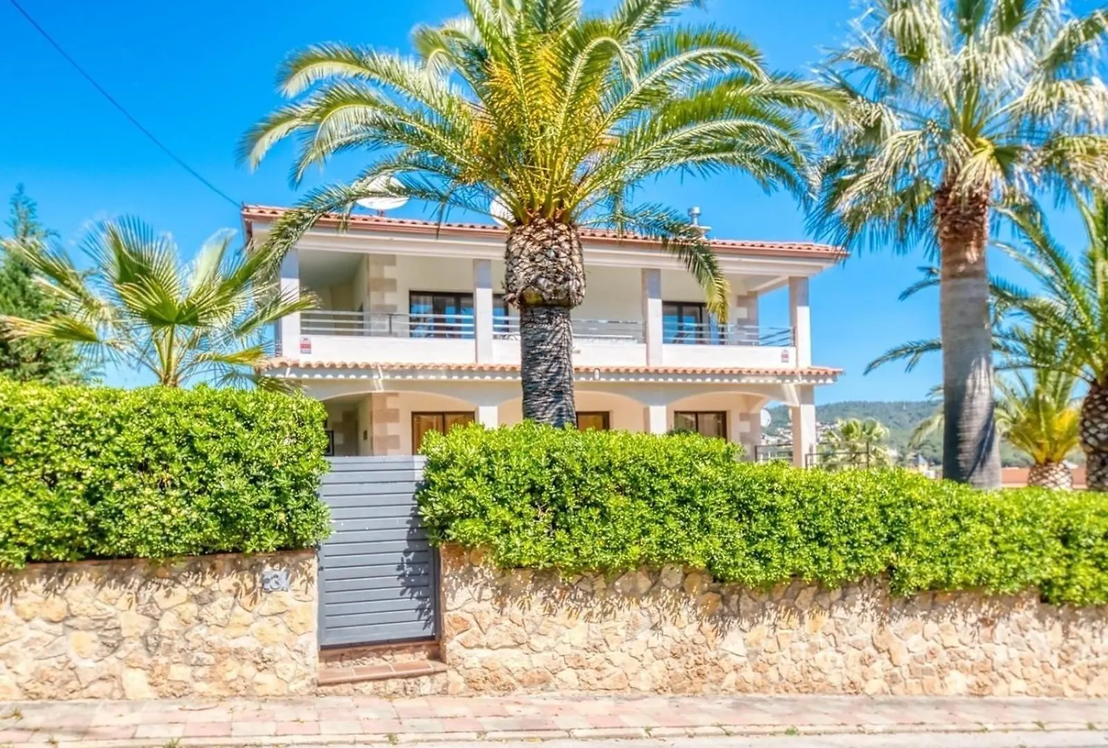 Costacabana - Villa Jaruco Lloret de Mar